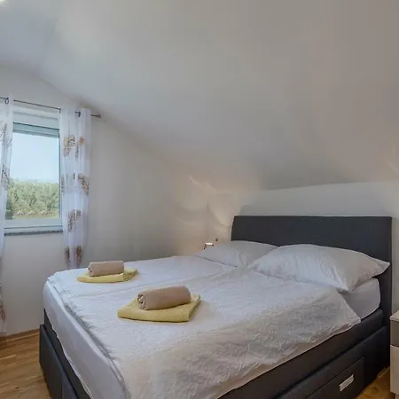 Ivda In Porec Area * Нова-Вас