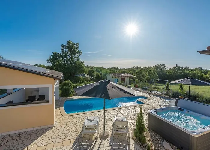 Ivda In Porec Area *