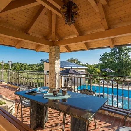 וילה Ivda In Porec Area *