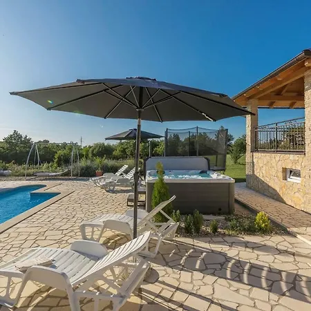 Villa Ivda In Porec Area *